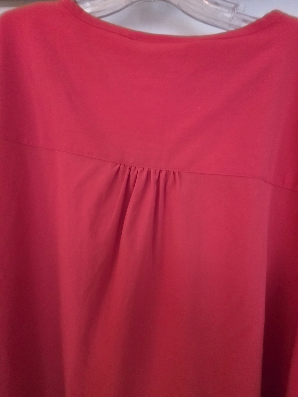 Coolibar Bright Red UPF 50+ V-Notch Roll-Tab Tunic - Picture 4 of 4